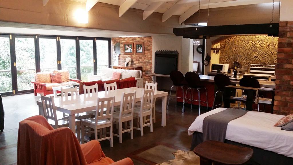 Hornbill House Self Catering Accommodation Hermanus Szoba fotó