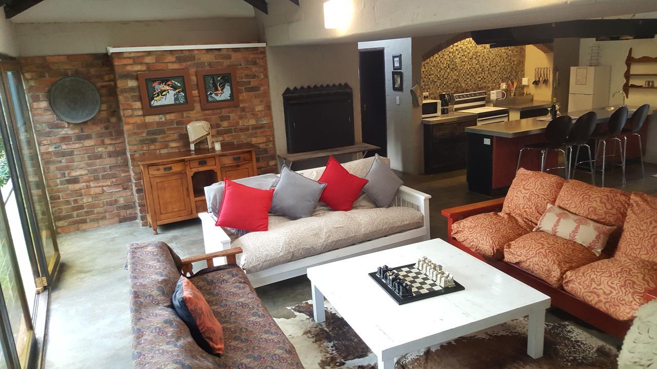 Hornbill House Self Catering Accommodation Hermanus Kültér fotó
