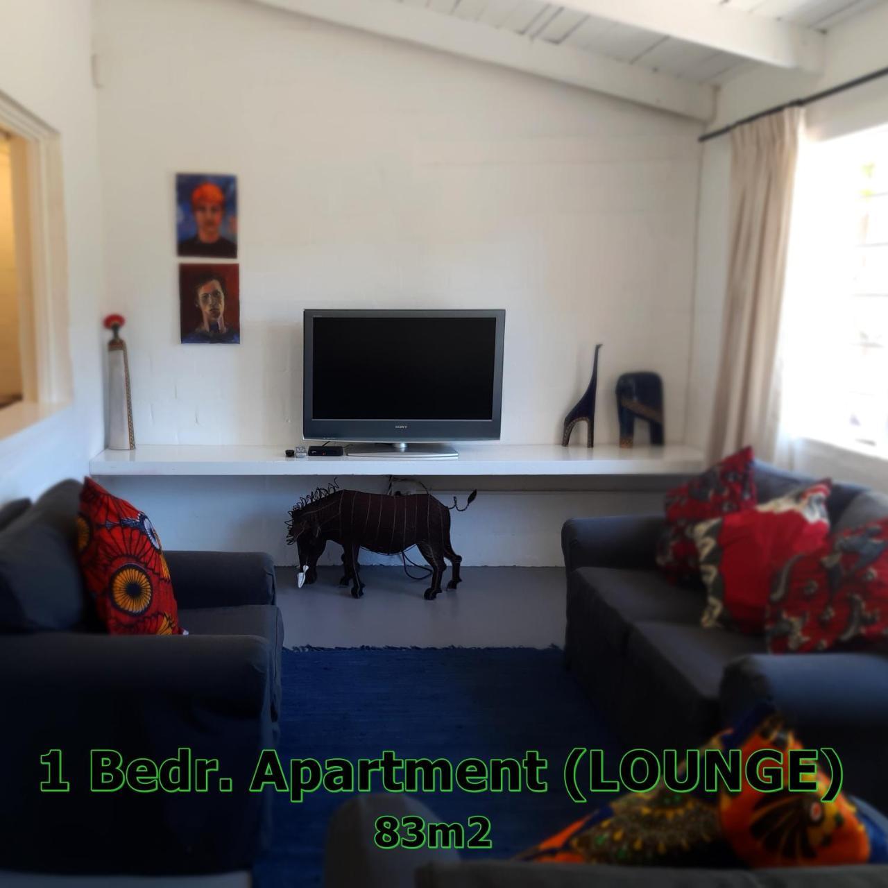 Hornbill House Self Catering Accommodation Hermanus Kültér fotó