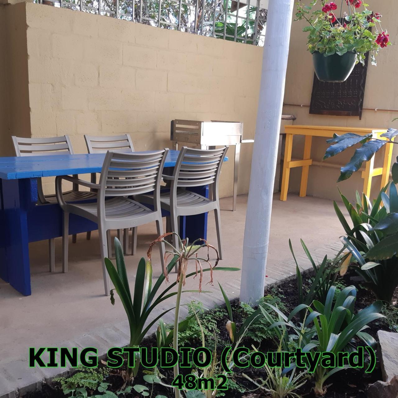 Hornbill House Self Catering Accommodation Hermanus Kültér fotó